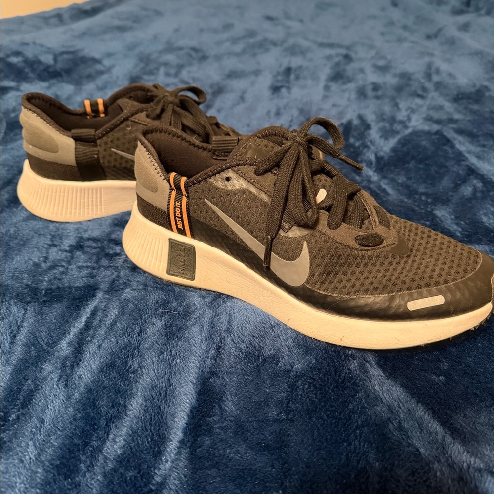 Nike Black and Gray Low-Top Sneakers with Orange Accents